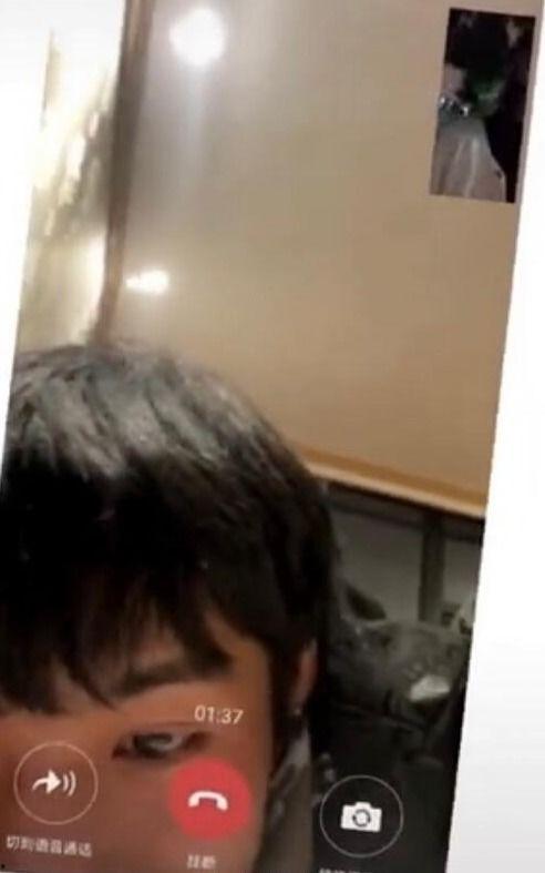 爆料网红抽烟图片高清视频,高清视频揭示吸烟危害 第3张 爆料网红抽烟图片高清视频,高清视频揭示吸烟危害 第3张