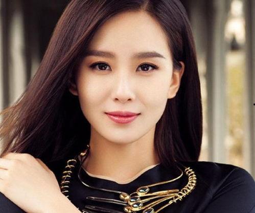 娱乐圈女的最新爆料明星,揭秘明星背后的惊人真相! 第3张 娱乐圈女的最新爆料明星,揭秘明星背后的惊人真相! 第3张