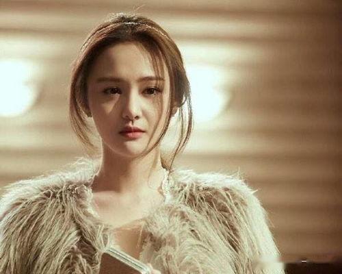 吃瓜娱乐圈爽文,瓜田里的甜蜜复仇记  第2张