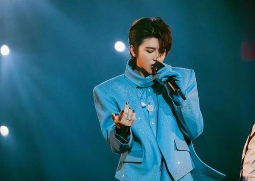 蔡徐坤母亲被爆料视频,揭秘明星家庭背后的故事  第2张