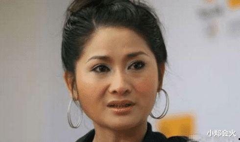 演员爆料三十个导演视频,三十位演员亲述导演视频中的惊人真相